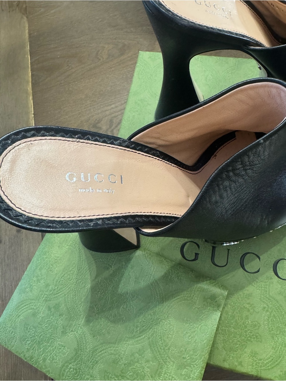 Gucci Black Leather Platform Mule Clogs with Silver GG Stud Accents - Picture 3 of 6